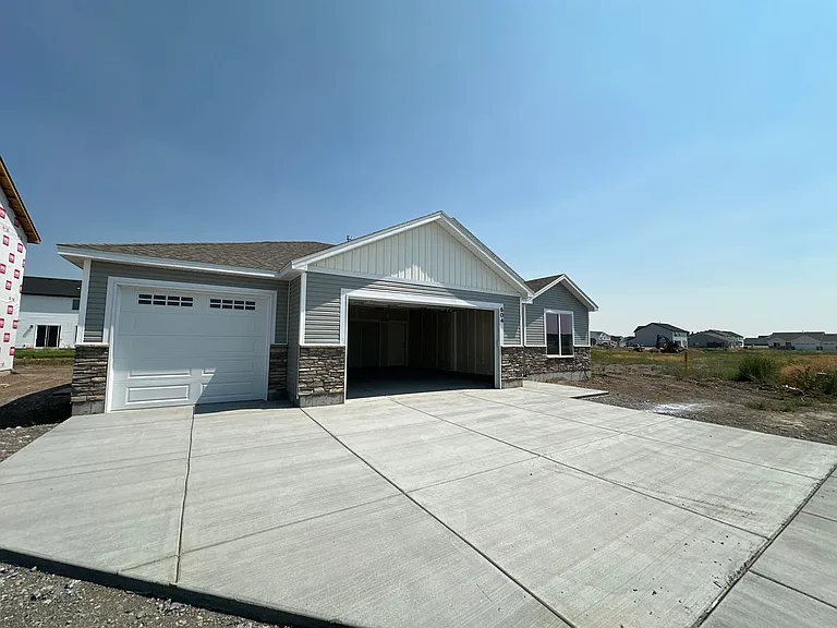 604 S 2355 W — Photo 43