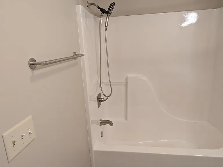 2241 Grand Ave #10 — Photo 14