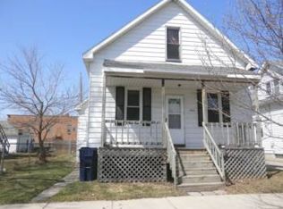 1022 S Jackson St, Bay City, MI 48708