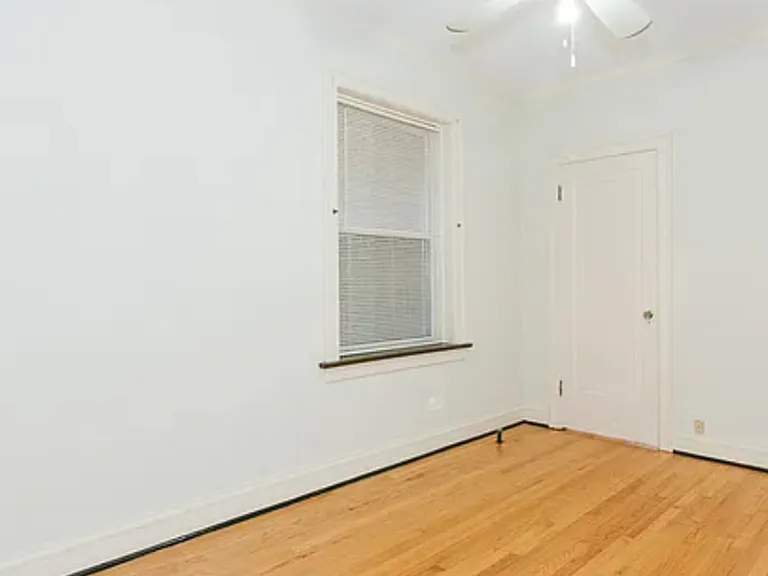 7440 N Claremont Ave #3 — Photo 10
