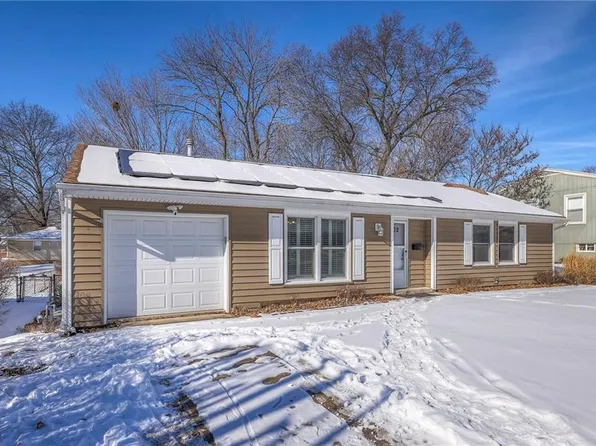 402 Prairie Ln, Belton, MO 64012