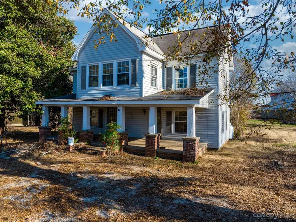 596 Old Mooresboro Rd, Mooresboro, NC 28114