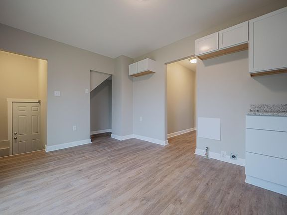 2nd image of 4476 W 139th St