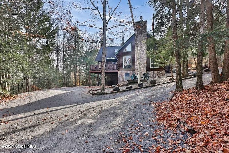 3rd image of 150 Moose Ridge Drive