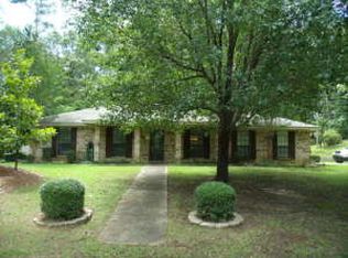 246 Merry Valley Dr, Columbus, MS 39705