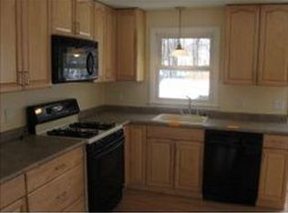 33R Derryfield Rd, Derry, NH 03038