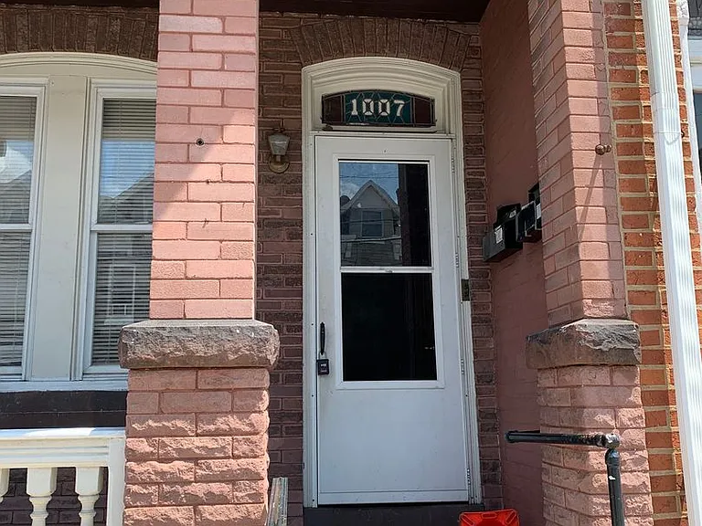 1007 N 10th St — Photo 2