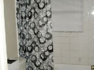 2476 Maple St, East Pt, GA 30344