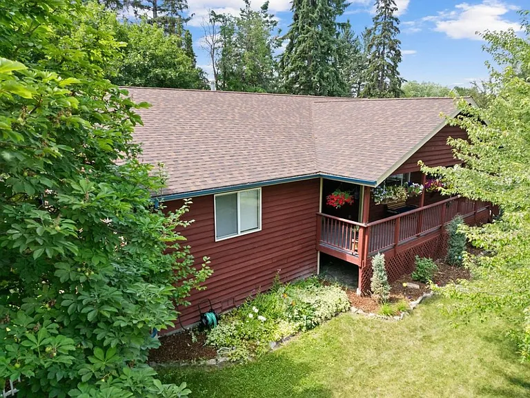 510 Pine Ave — Photo 3