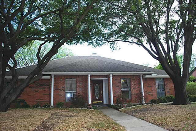 1st image of 4440 Denver Dr