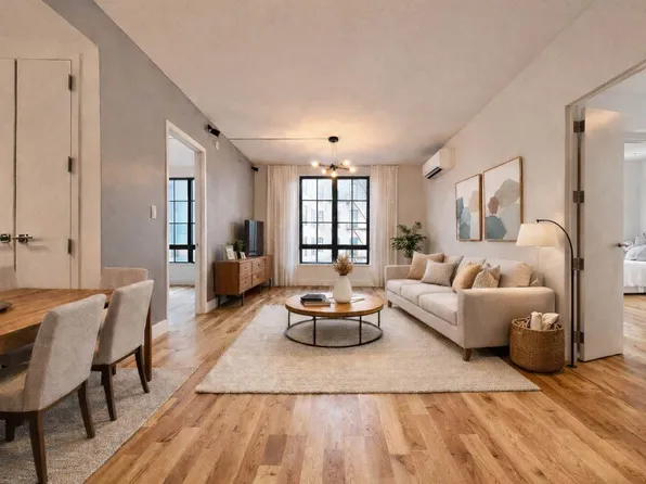 10 Ford Street image 1 of 17