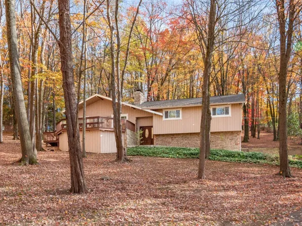 396 Stublyn Rd, Granville, OH 43023