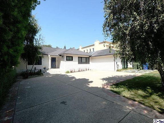 3rd image of 253 N Kenter Ave