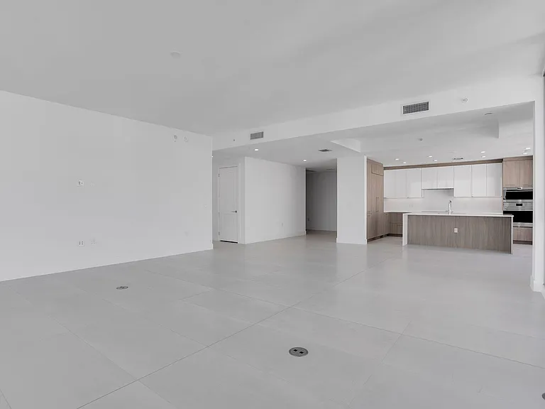151 N Seabreeze Blvd #1204 — Photo 13
