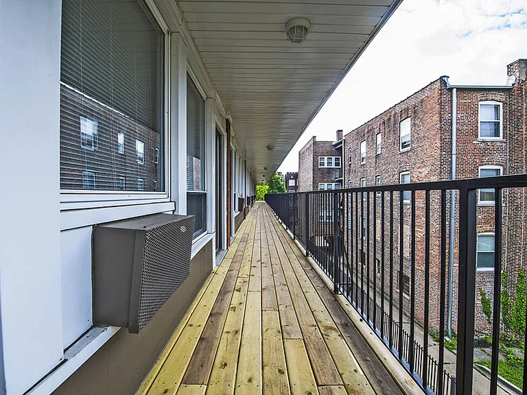 6832 S Crandon — Photo 33