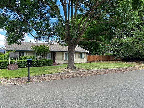 2nd image of 8348 N Treasure Ave