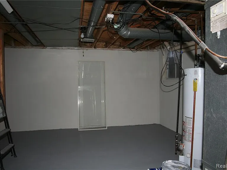 20871 Glen Haven Cir W — Photo 29
