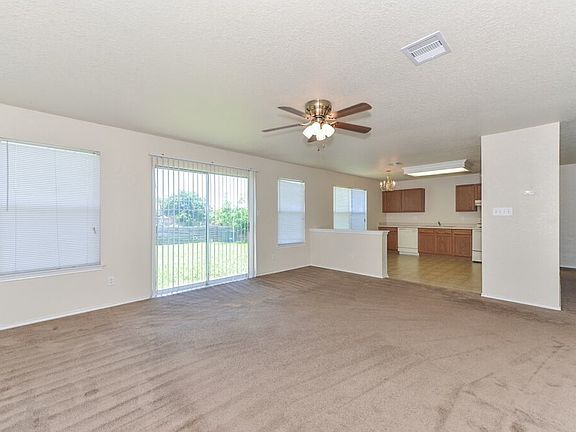 5th image of 7826 Cortland Oak