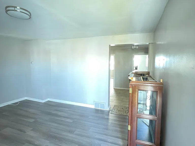 6327 Eastwood St #1 — Photo 11