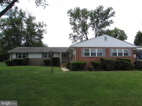 11805 Chantilly Ln, Bowie, MD 20721