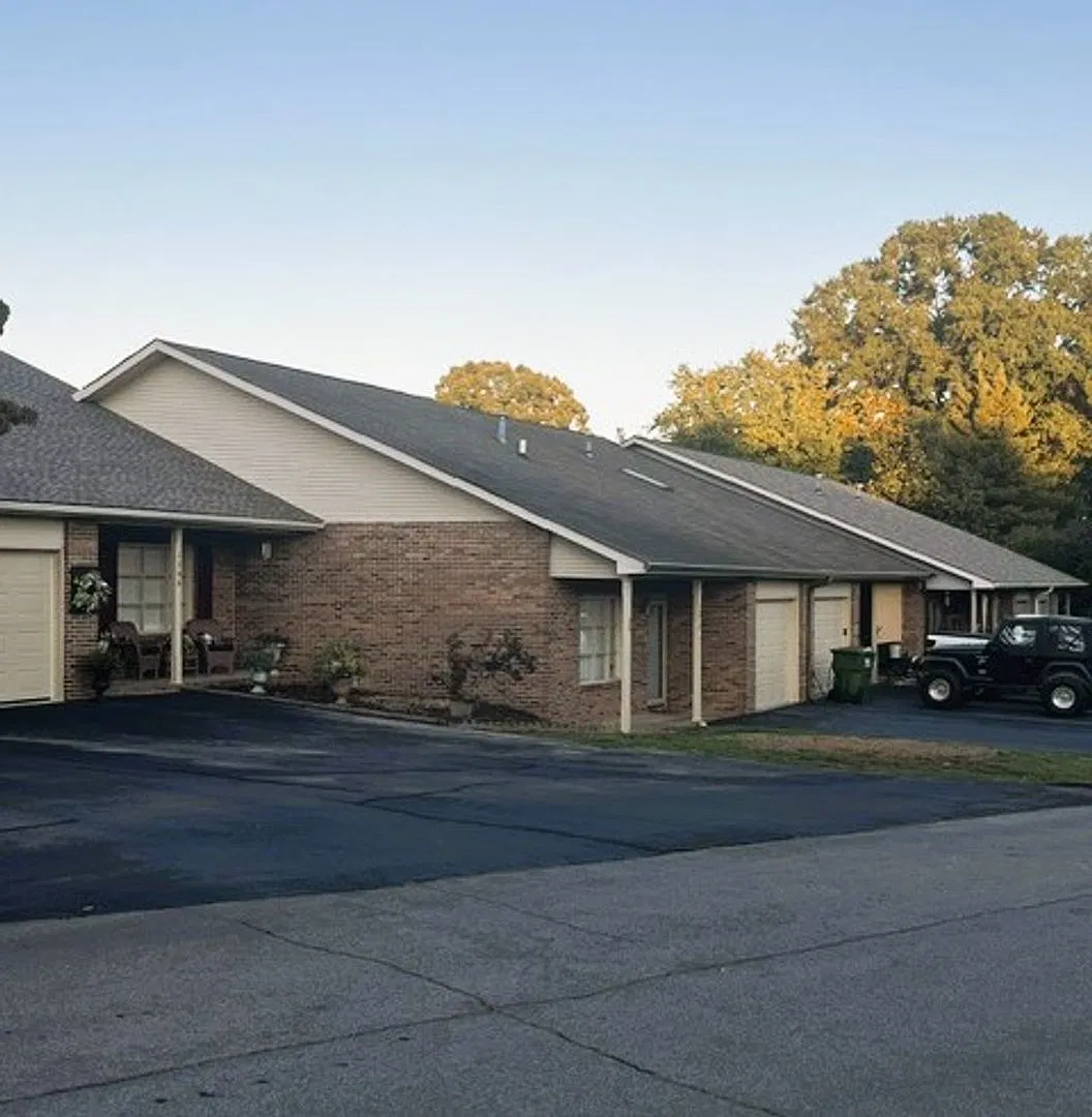 Maryville City Condo - 3 Bedroom In Rachael's Place — Photo 1