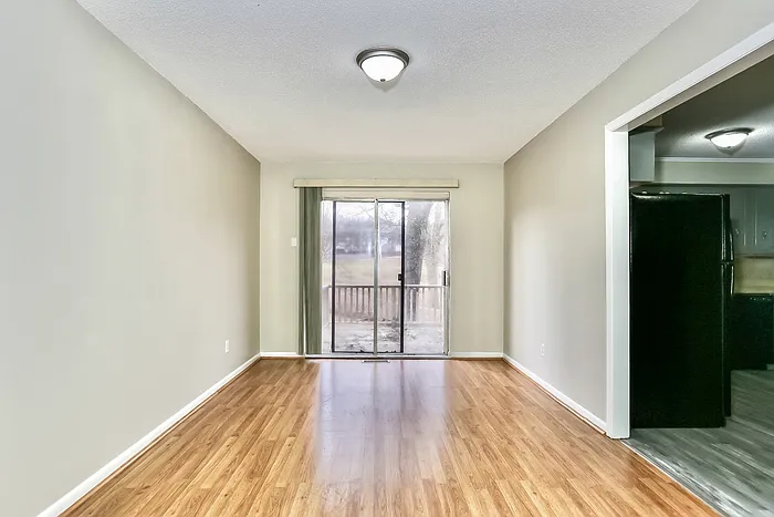 5425 Randolph Rd — Photo 7