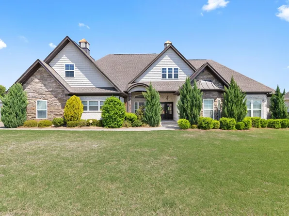 217 Carron Ln, Tuscumbia, AL 35674