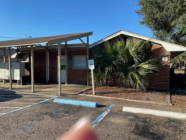 12406-12430 Meadson Rd — Photo 1