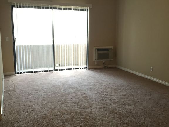 5th image of 4540 60th St Unit 312