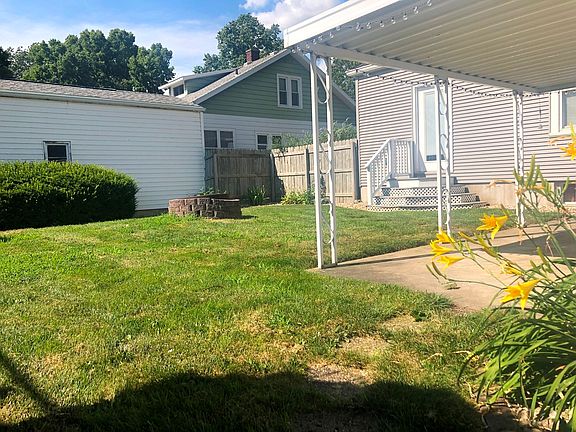 4th image of 115 Riverview Dr