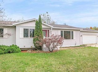 8437 Joelle Dr, Cadillac, MI 49601