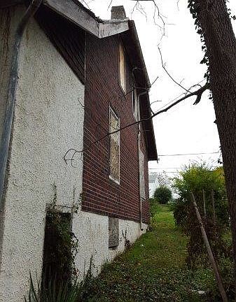 4th image of 2412 Clifton St NW