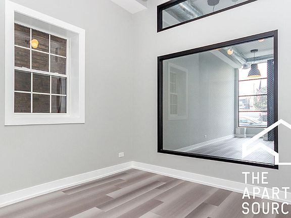 5th image of 2450 W Chicago Ave #1F