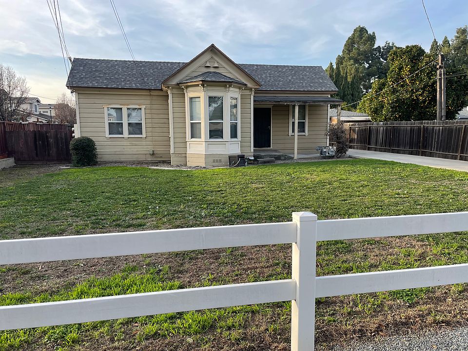 1st image of 4271 Baine Ave