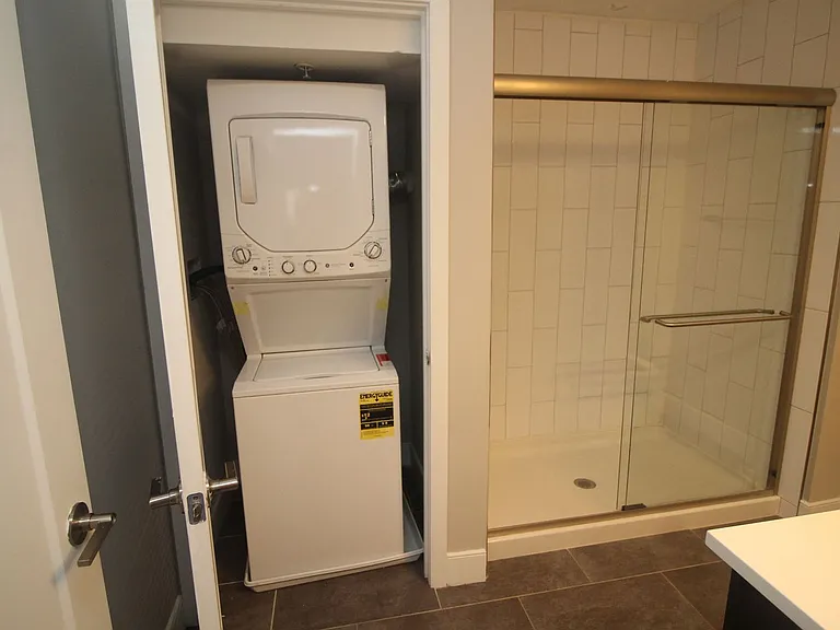 21 S. Calvert St. — Photo 11