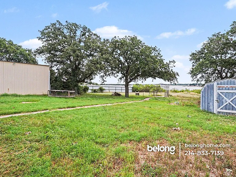 9142 County Road 197 — Photo 27