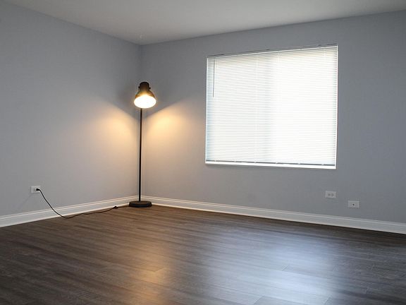 5th image of 6179 Knollwood Dr #205
