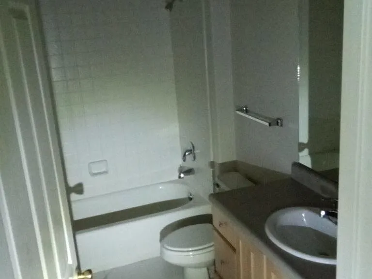862 Lakeview Dr — Photo 9
