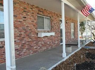 9901 Countryside Rd, Lenexa, KS 66215