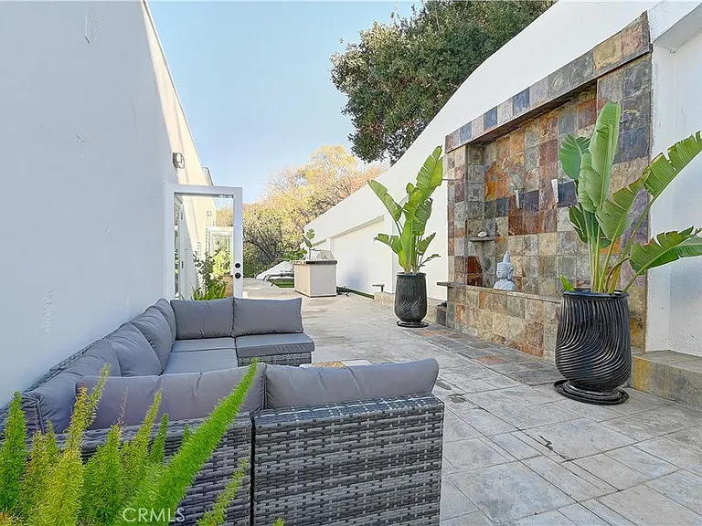 3952 Oakfield Dr — Photo 34
