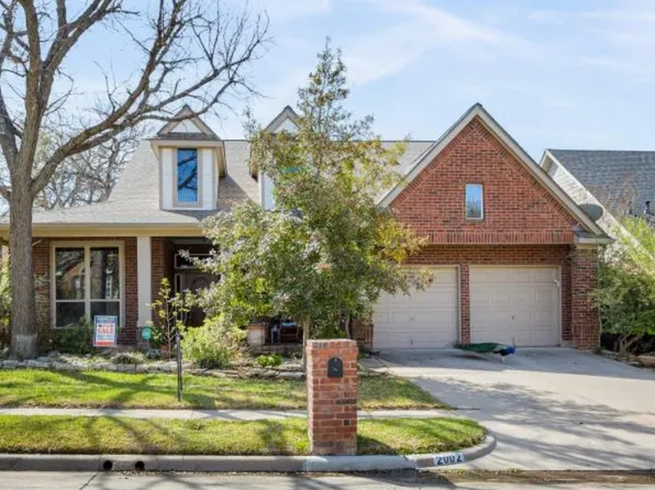 2002 Brianna Ln, Arlington, TX 76001