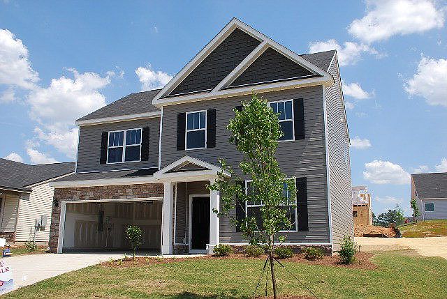 1st image of 878 NW Westlawn Drive
