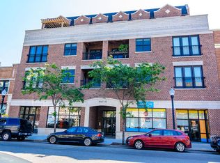 5647 N Clark St APT 301, Chicago, IL 60660