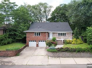 1309 Abbott Blvd, Fort Lee, NJ 07024