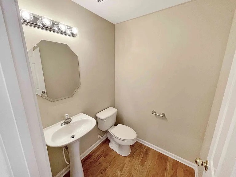 306 Mony Stone Ct SE — Photo 8