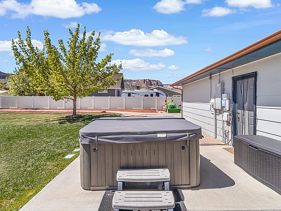 4th image of 2181 Avenal Ln