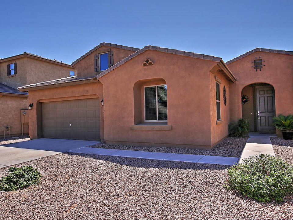 1st image of 40877 W Bedford Dr