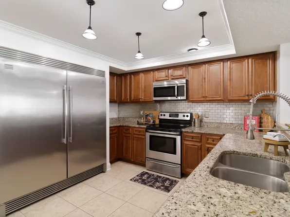 205 Michael Ave, Mary Esther, FL 32569