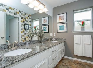 2110 Woodland Park Dr, Houston, TX 77077