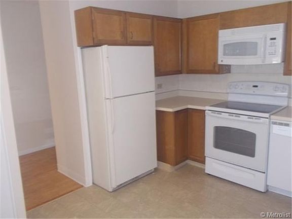 5th image of 795 S Alton Way Unit 10A